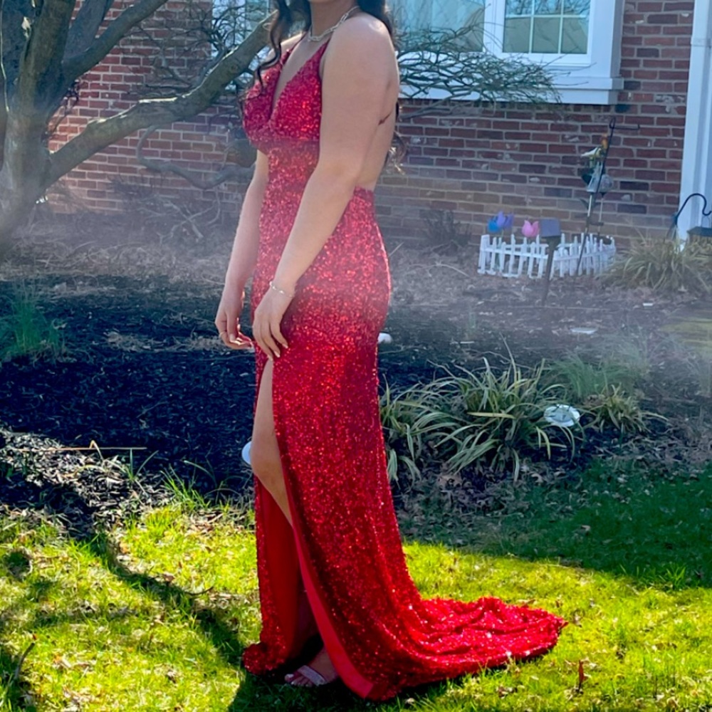 PROM DRESS Size 8 beautiful red sequin prom dress worn once excellent condition!